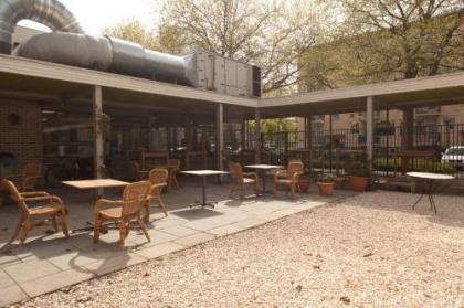 WOW Amsterdam Hostel - image 15