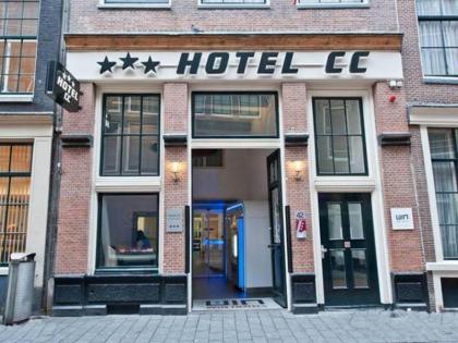 Hotel CC - image 11