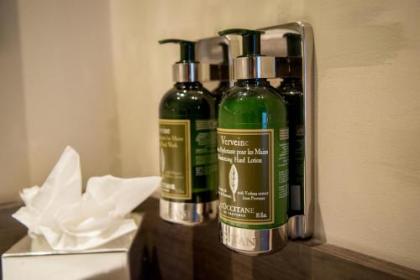 Luxury Suites Amsterdam - Member of Warwick Hotels - image 17