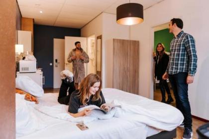 Amsterdam Teleport Hotel - image 15
