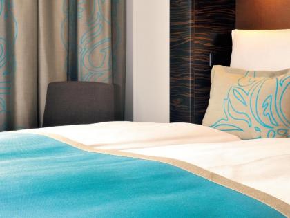 Motel One Amsterdam - image 6