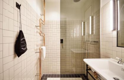 The Hoxton Amsterdam - image 4