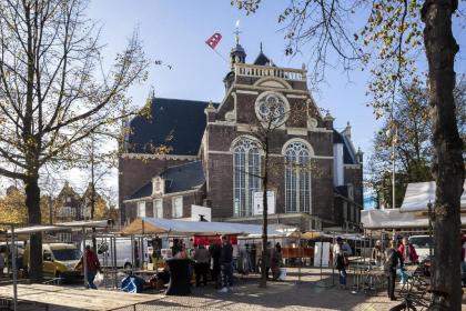 Miss Jordaan - image 17