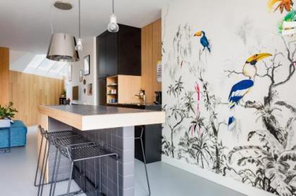 Kith & Kin Boutique Apartments - image 1