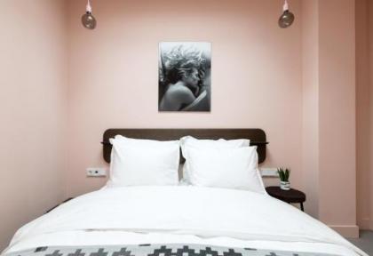 Kith & Kin Boutique Apartments - image 13