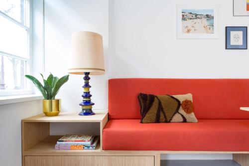 Kith & Kin Boutique Apartments - image 2