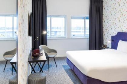 ibis Styles Amsterdam Airport - image 3