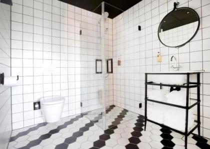 ibis Styles Amsterdam Airport - image 4