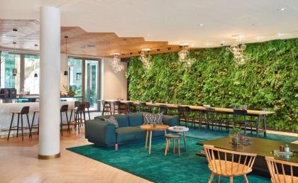 Hyatt Regency Amsterdam - image 13