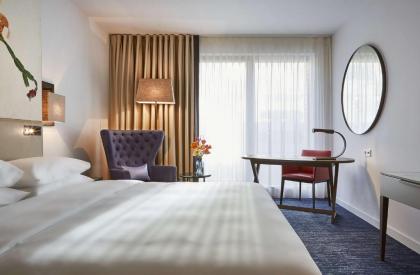 Hyatt Regency Amsterdam - image 2