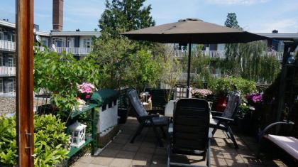 Amsterdam Roof Terrace B&B - image 15