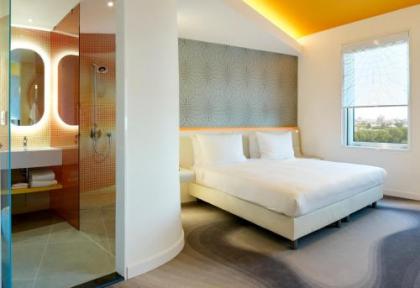 Park Inn by Radisson Amsterdam City West - image 4