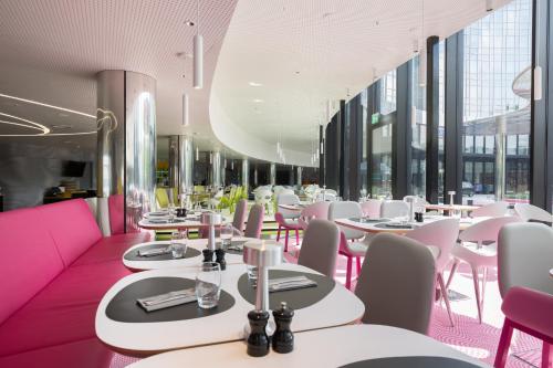Park Inn by Radisson Amsterdam City West - image 7
