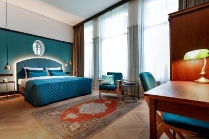 The Hendrick's Hotel - image 1