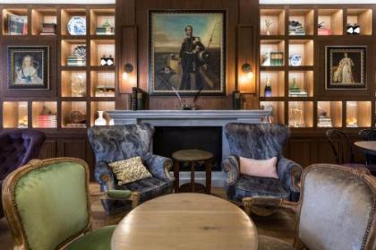 The Hendrick's Hotel - image 14