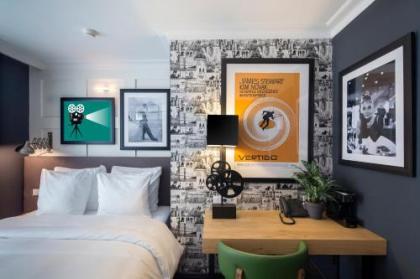 The Highland House - image 3