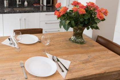 Artis Plantage Apartment - image 5