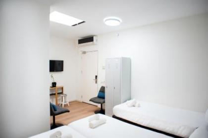 i hotel - image 16