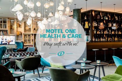 Motel One Amsterdam-Waterlooplein - image 1