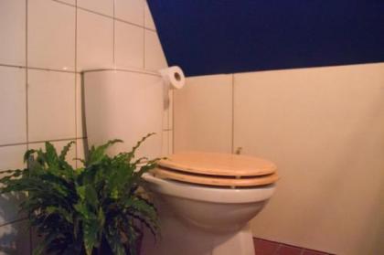 Attic Monkeys Lodge - image 17