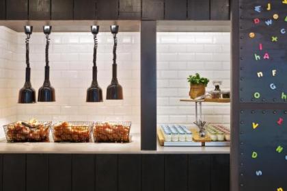 Moxy Amsterdam Houthavens - image 11
