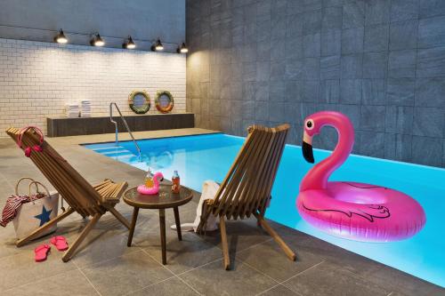 Moxy Amsterdam Houthavens - image 3