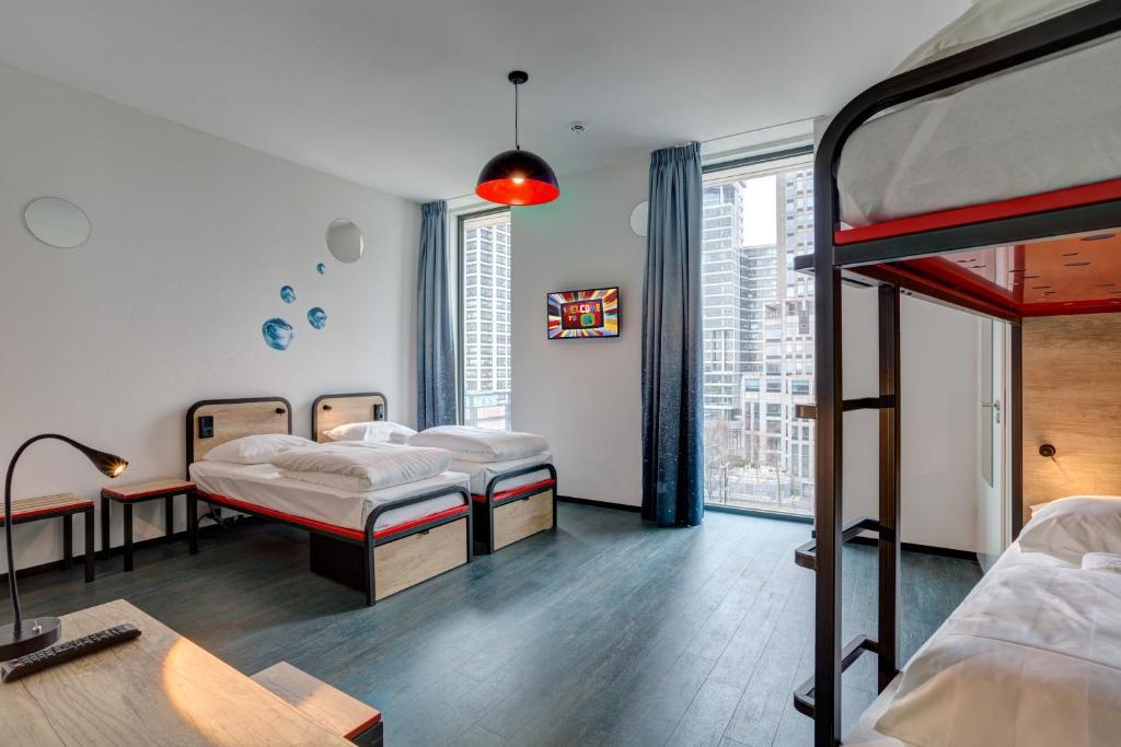 MEININGER Hotel Amsterdam Amstel - image 3