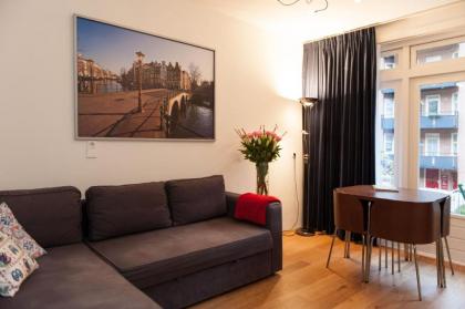 B&B West City Amsterdam - image 1