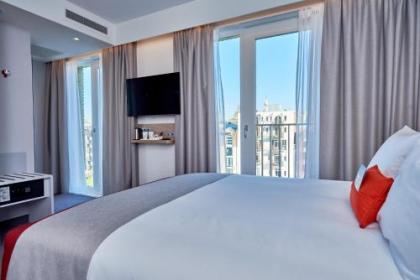 Holiday Inn Express Amsterdam - City Hall - image 3