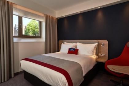 Holiday Inn Express Amsterdam - City Hall - image 7