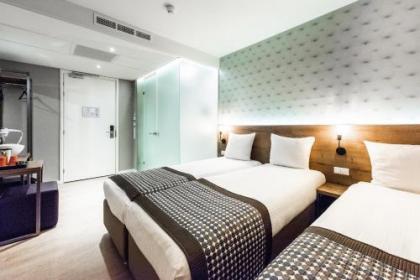 Melrose Hotel - image 2