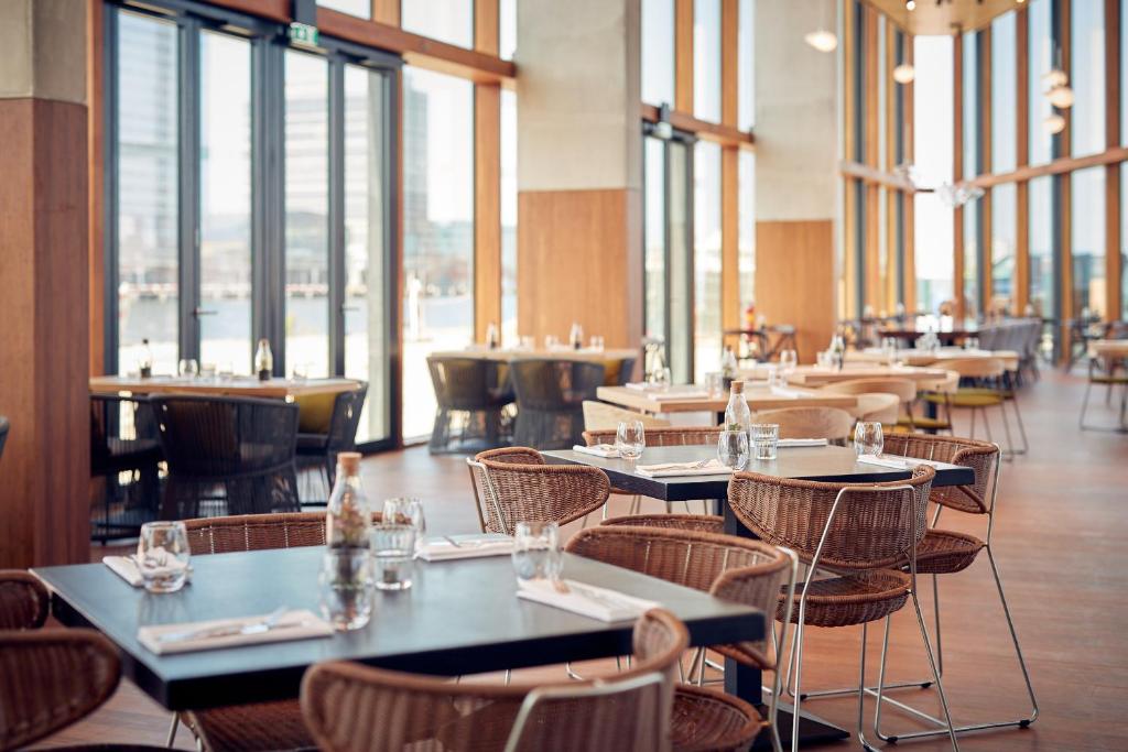 Hotel Jakarta Amsterdam - image 6