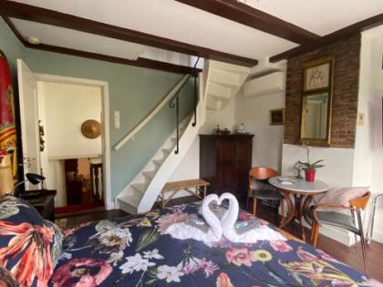 Amsterdam B&B Barangay - image 16