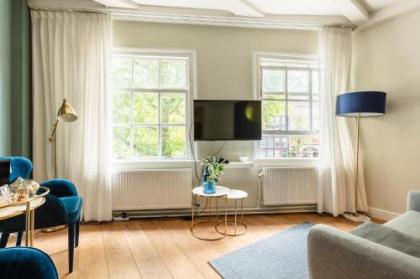 Canal Wow Suites Amsterdam - image 16