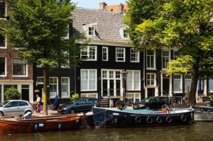 Canal Wow Suites Amsterdam - image 2