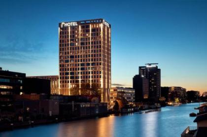 Van der Valk Hotel Amsterdam - Amstel - image 1