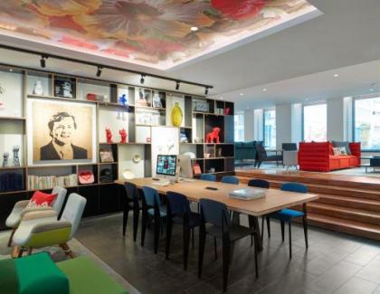 citizenM Amstel Amsterdam - image 13