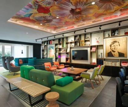 citizenM Amstel Amsterdam - image 4