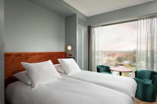 Olympic Hotel - image 2