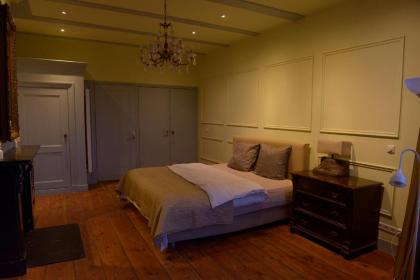 Red Light's Historic B&B - image 18