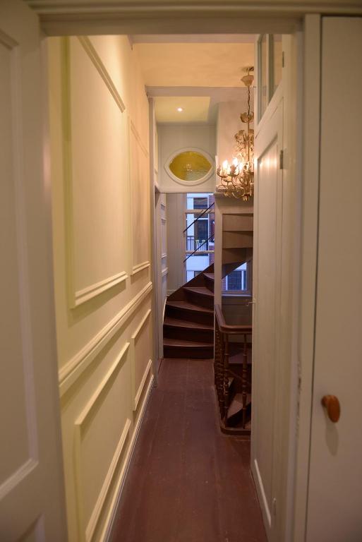 Red Light's Historic B&B - image 3