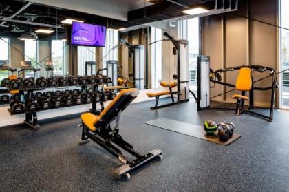 YOTEL Amsterdam - image 6