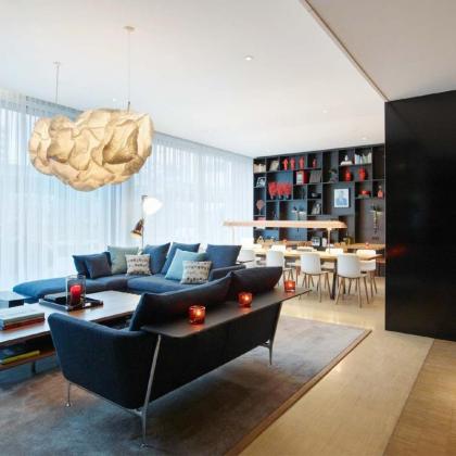 citizenM Schiphol Airport - image 4