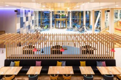 Holiday Inn Express Amsterdam - North Riverside - image 9