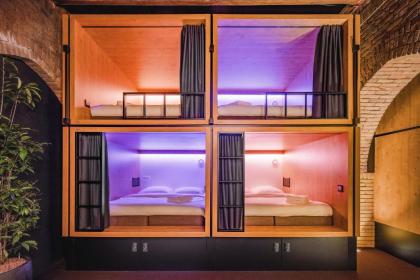 BUNK Hotel Amsterdam - image 20