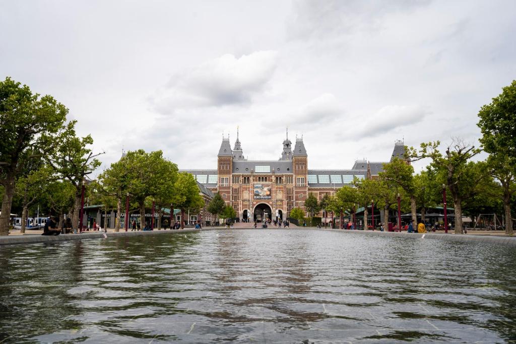 PREMIER SUITES PLUS Amsterdam - image 3