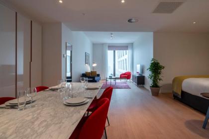 PREMIER SUITES PLUS Amsterdam - image 4