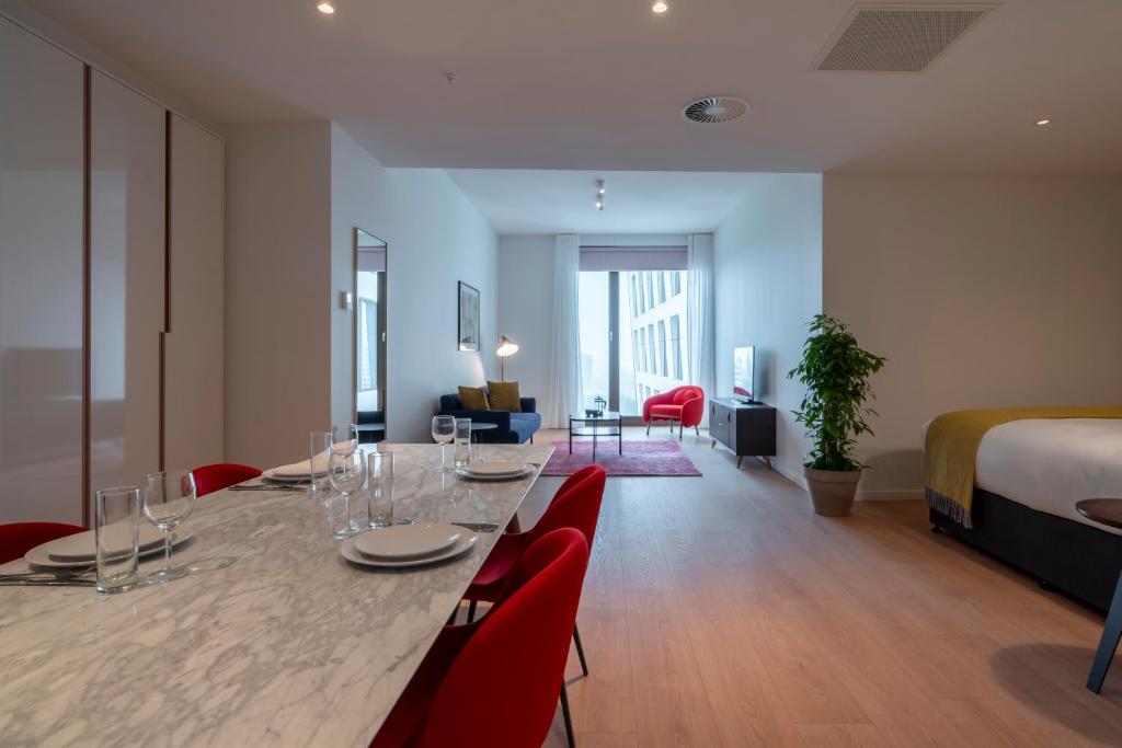 PREMIER SUITES PLUS Amsterdam - image 4