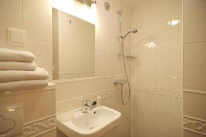 Amsterdam Hotel Parklane - image 3