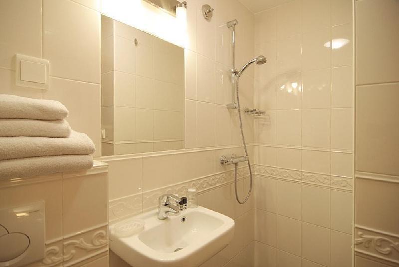 Amsterdam Hotel Parklane - image 3